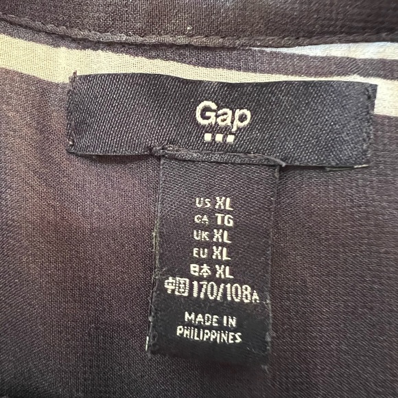 Gap Navy and White sheer tank top in size XL - Picture 5 of 5